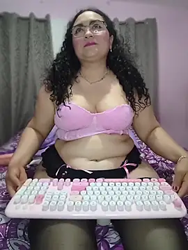 Snapshot of FannyFantasy69 chatting on 27, 3, 2026 FannyFantasy69 online show from 27, 3, 2026