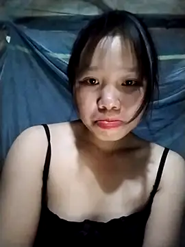 linh-miu99 online show from 23, 10, 2025