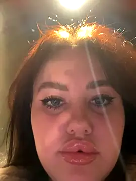 Snapshot of KiraSunshine chatting on 26, 10, 2025 KiraSunshine online show from 26, 10, 2025