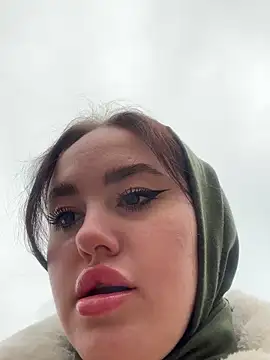 Snapshot of KiraSunshine chatting on 30, 10, 2025 KiraSunshine online show from 30, 10, 2025