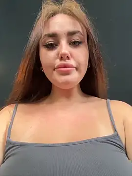 KiraSunshine online show from 26, 2, 2026