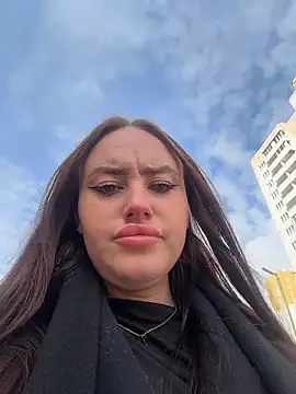 KiraSunshine online show from 31, 3, 2026