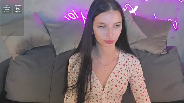 Eva Mayers online show from 18, 11, 2025