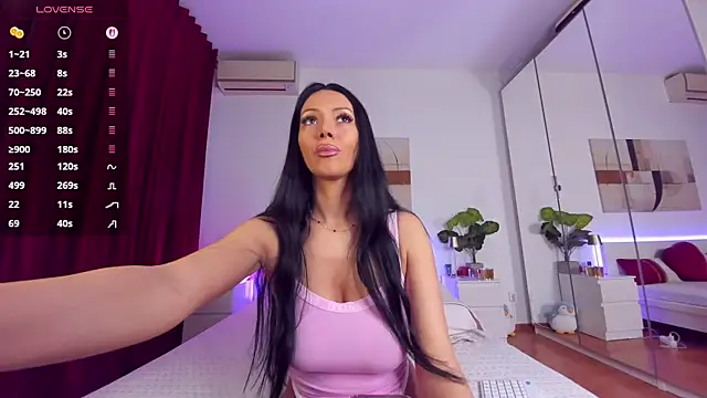 nadeen na online show from 18, 12, 2025