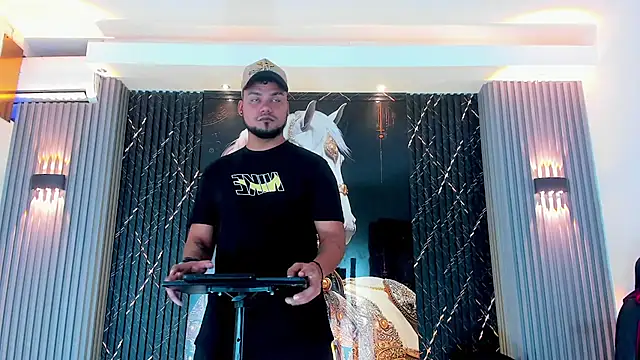 handsome boys22 online show from 18, 10, 2025