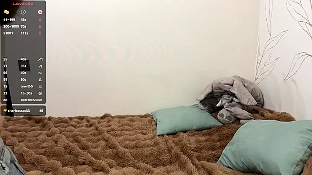 Snapshot of LunaAfrodita chatting on 4, 12, 2025 LunaAfrodita online show from 4, 12, 2025