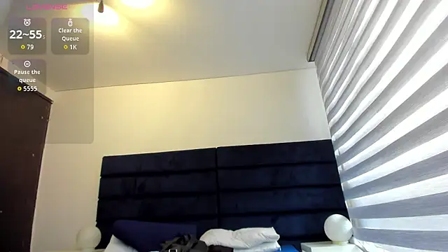 Snapshot of melanie_roux__ chatting on 15, 1, 2026 melanie roux online show from 15, 1, 2026