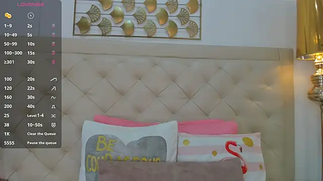 lucia lorenz online show from 10, 2, 2026