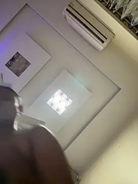 Snapshot of heenashai chatting on 30, 10, 2025 heenashai online show from 30, 10, 2025