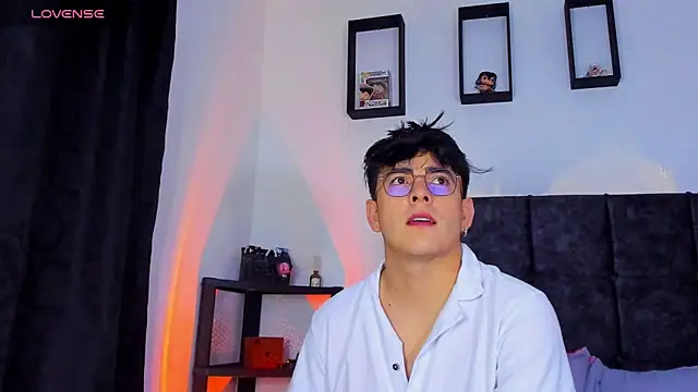 Theo Noxxx online show from 19, 10, 2025