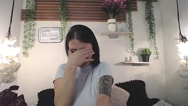 Snapshot of Emma_sweet_hot chatting on 5, 3, 2026 Emma sweet hot online show from 5, 3, 2026