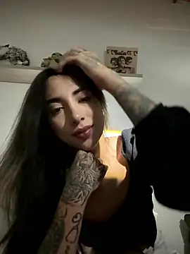 Snapshot of valeriahornier chatting on 8, 1, 2026 valeriahornier online show from 8, 1, 2026