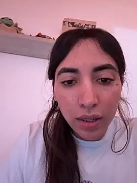 Snapshot of valeriahornier chatting on 27, 2, 2026 valeriahornier online show from 27, 2, 2026