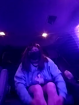 Ashley-Amber Dragon online show from 14, 12, 2025