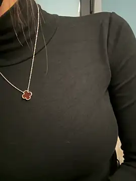 Snapshot of Bong-g chatting on 12, 3, 2026 Bong-g online show from 12, 3, 2026