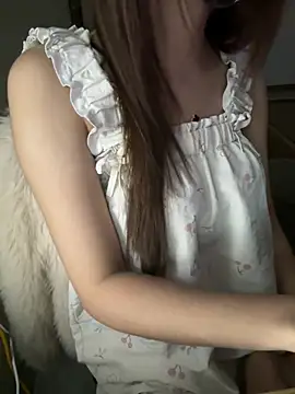 Snapshot of Bong-g chatting on 6, 4, 2026 Bong-g online show from 6, 4, 2026