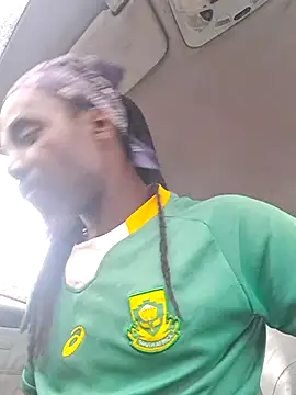 Snapshot of Mboro1988 chatting on 17, 4, 2026 Mboro1988 online show from 17, 4, 2026