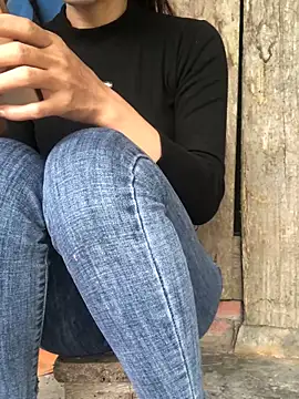 Snapshot of Kylie_beem chatting on 14, 3, 2026 Kylie beem online show from 14, 3, 2026