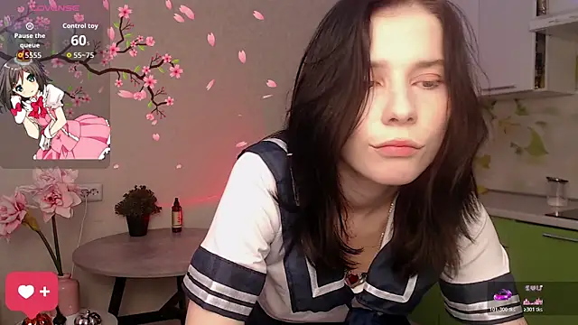 Snapshot of Mell_Hyees chatting on 8, 11, 2025 Mell Hyees online show from 8, 11, 2025