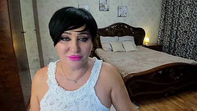 KiraTempt online show from 13, 1, 2026