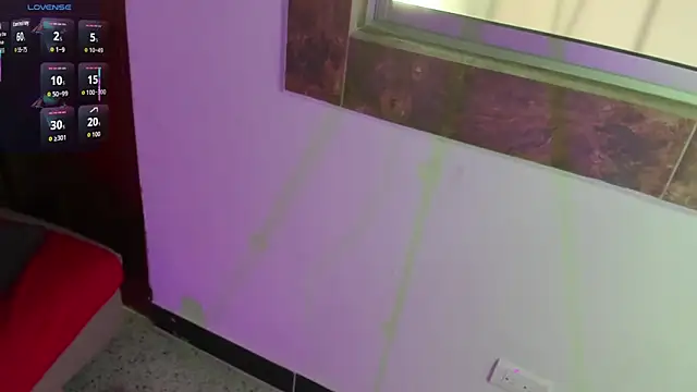 Snapshot of Nikki__uwu chatting on 9, 4, 2026 Nikki uwu online show from 9, 4, 2026