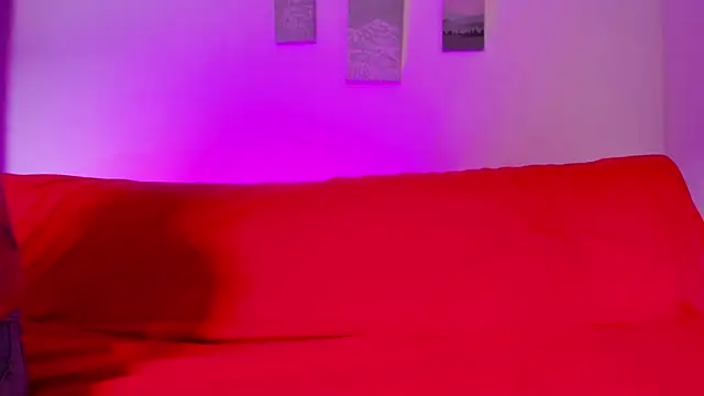 Nikki  uwu online show from 8, 7, 2026