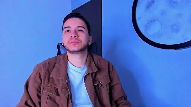 Snapshot of mike_257 chatting on 20, 12, 2025 mike 257 online show from 20, 12, 2025