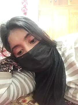 Hot Angle online show from 17, 11, 2025