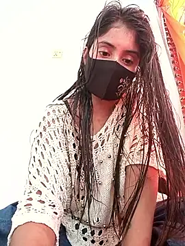 Snapshot of Hot_Angle chatting on 10, 4, 2026 Hot Angle online show from 10, 4, 2026