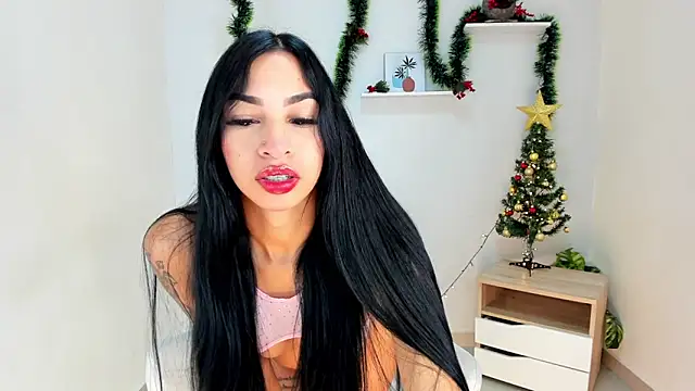 ZAYDA KAJER online show from 15, 12, 2025