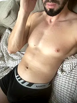 pascoalthalles97 online show from 1, 12, 2025