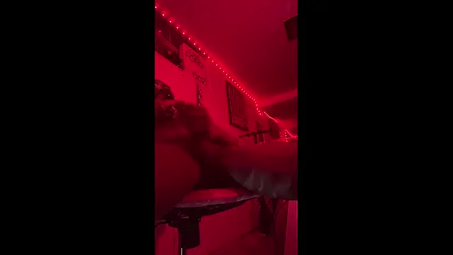 Snapshot of misterincred chatting on 24, 3, 2026 misterincred online show from 24, 3, 2026