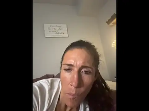 PetitemarieeThaReal online show from 29, 11, 2025