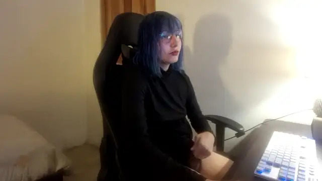 Snapshot of FuriSmut chatting on 14, 5, 2026 FuriSmut online show from 14, 5, 2026