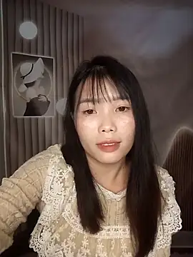 Fish yellow online show from 11, 11, 2025