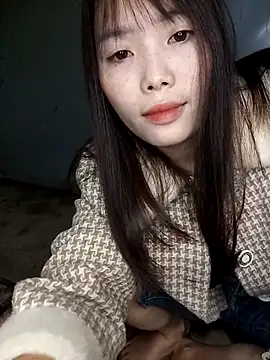 Fish yellow online show from 19, 11, 2025