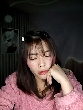 Fish yellow online show from 17, 12, 2025