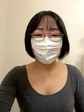 Yurika oO online show from 23, 11, 2025