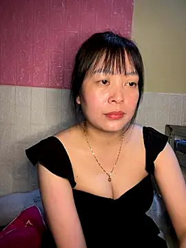 Butterfly kee online show from 25, 10, 2025