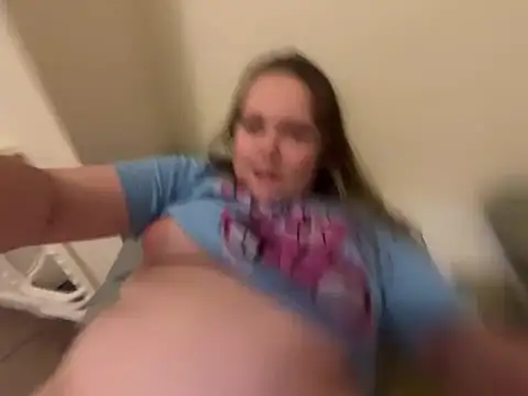 Scarletcum22 online show from 5, 2, 2026