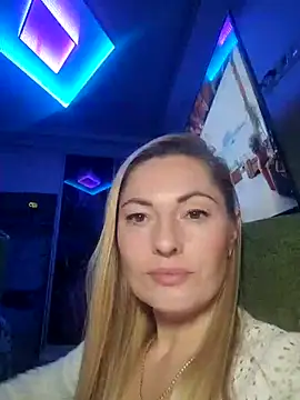 Snapshot of LadaStar8385 chatting on 25, 10, 2025 LadaStar8385 online show from 25, 10, 2025