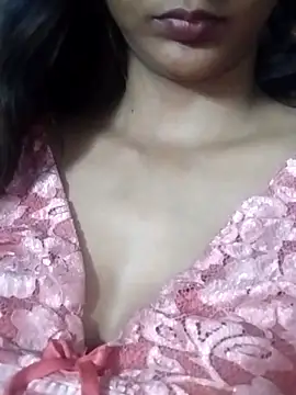 Snapshot of Aaliya_BigBoobs_1 chatting on 21, 4, 2026 Aaliya BigBoobs 1 online show from 21, 4, 2026