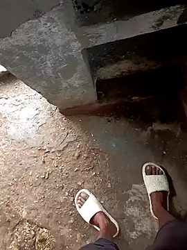 Snapshot of Saddam2332 chatting on 31, 10, 2025 Saddam2332 online show from 31, 10, 2025