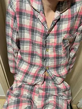 Snapshot of jihoooon_00 chatting on 4, 4, 2026 jihoooon 00 online show from 4, 4, 2026