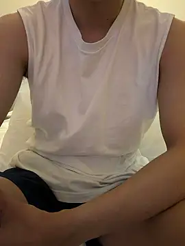 Snapshot of jihoooon_00 chatting on 8, 4, 2026 jihoooon 00 online show from 8, 4, 2026