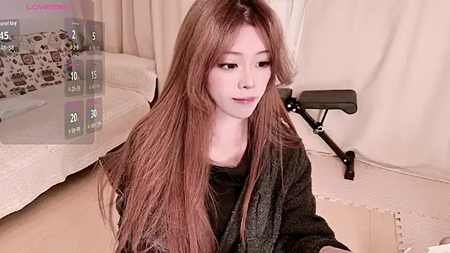 Snapshot of Abiutmm chatting on 2, 4, 2026 Abiutmm online show from 2, 4, 2026