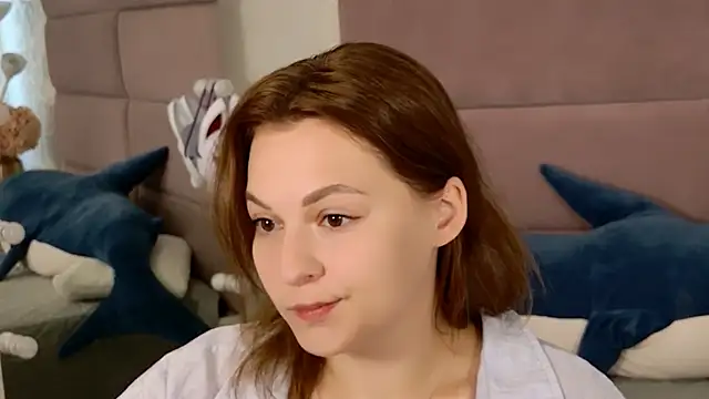 Snapshot of KirraMoss chatting on 18, 7, 2026 KirraMoss online show from 18, 7, 2026