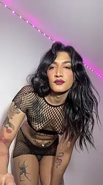 Snapshot of NikitaDragunXXX chatting on 25, 3, 2026 NikitaDragunXXX online show from 25, 3, 2026