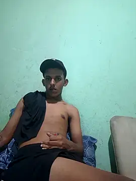 Snapshot of pretonovinho57 chatting on 14, 11, 2025 pretonovinho57 online show from 14, 11, 2025