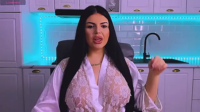 Snapshot of RheaLynn chatting on 24, 2, 2026 RheaLynn online show from 24, 2, 2026